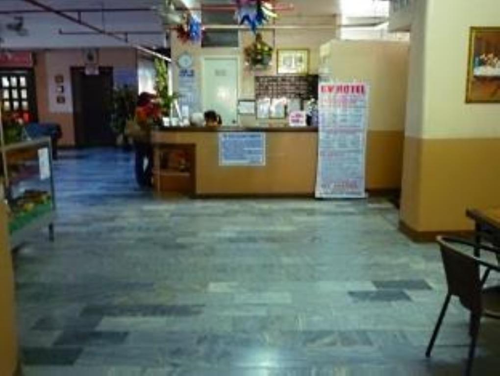 Gv Hotel - Davao Екстер'єр фото