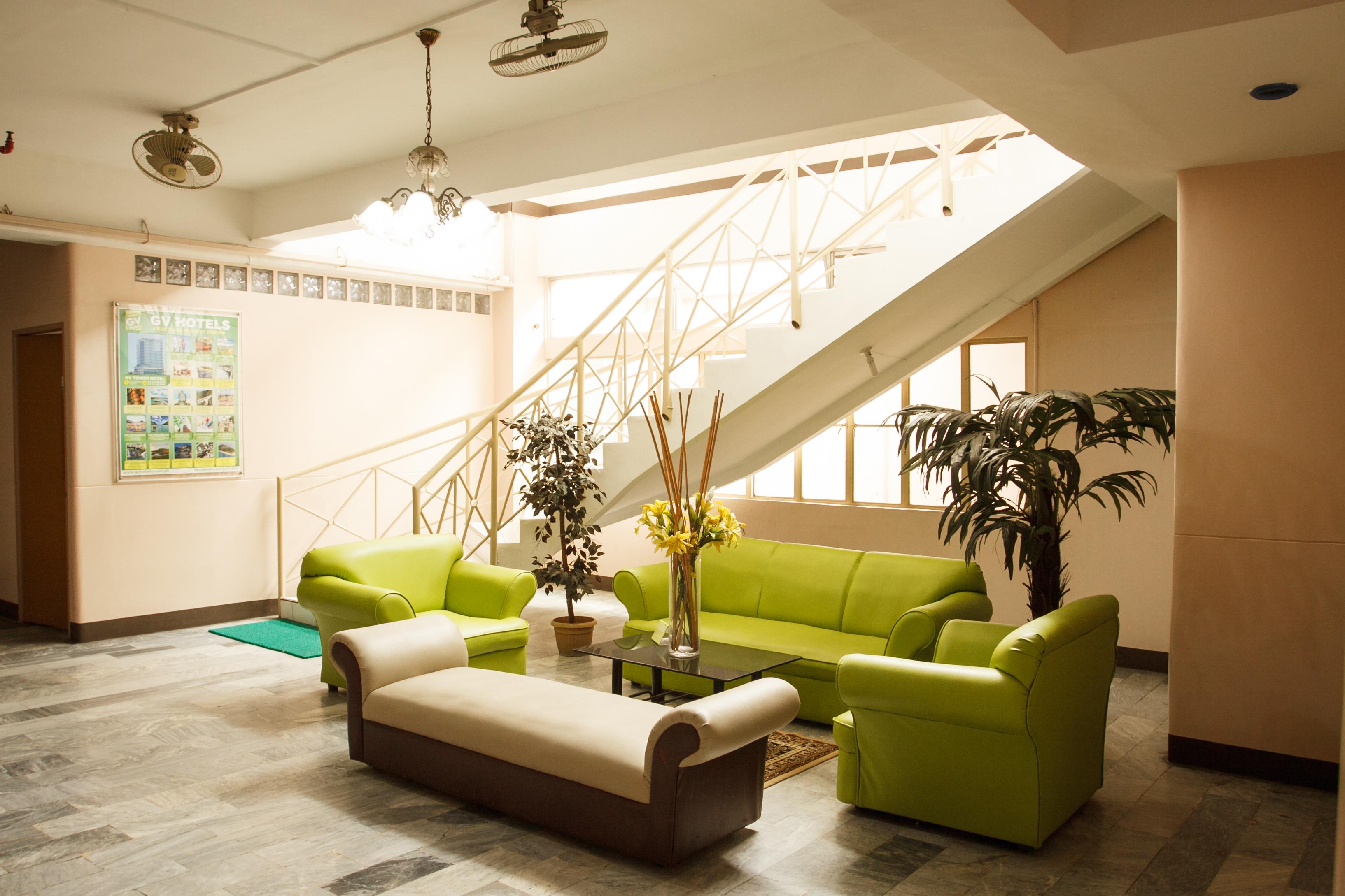 Gv Hotel - Davao Екстер'єр фото